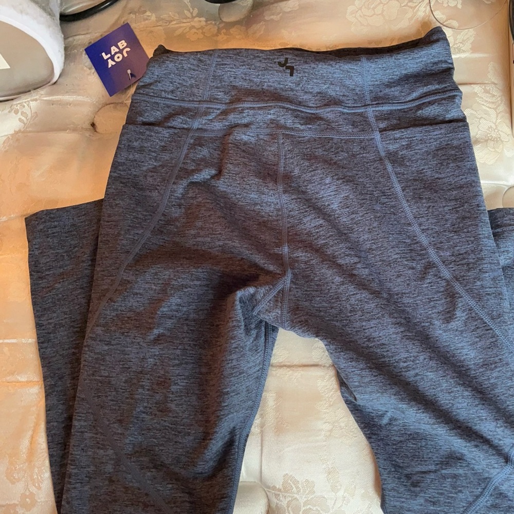 Lab joy navy blue workout or lieser day pants!
Never worn 
Size Small